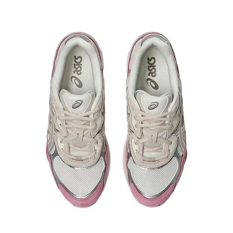 ÉLANCE Runner Sneaker