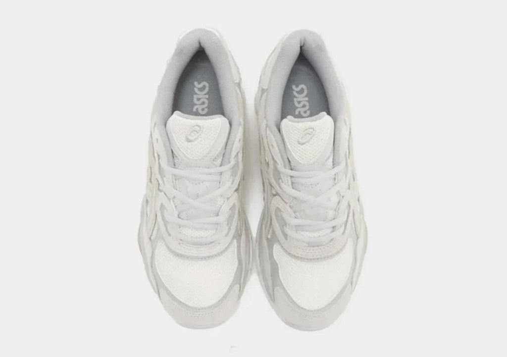 ÉLANCE Runner Sneaker